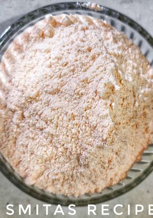 A picture of Custard powder.