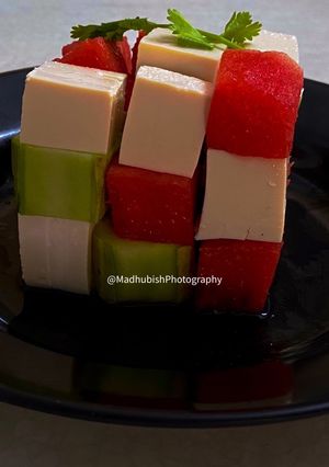 A picture of Rubik Cube Summer Salad.