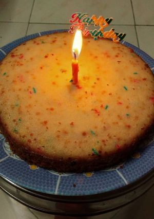 સુજી કેક (Sooji Cake Recipe In Gujarati) રેસીપી મુખ્ય ફોટો
