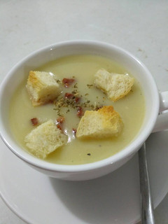 A picture of Potato and Cauliflower Soup.