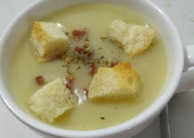 Potato and Cauliflower Soup