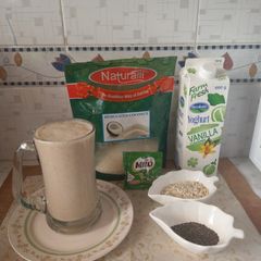 A picture of Overnight oats with Chia seeds.