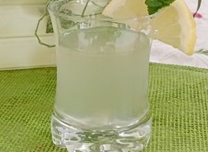Foto di Acqua al limone 🍋 e menta 🌿detox