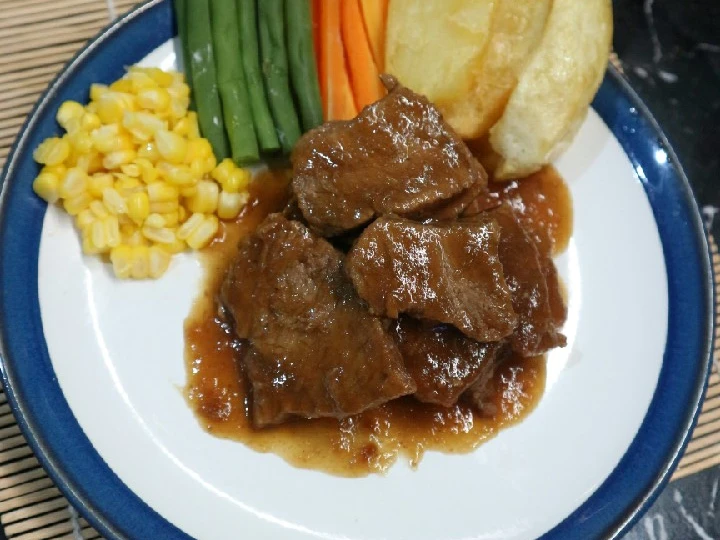 Langkah Mudah untuk Menyiapkan Resep Bistik Sapi Anti Ribet, Bikin Ngiler