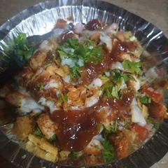 A picture of Mix plate chaat.