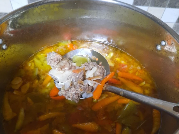 Langkah Mudah untuk Membuat Resep Asem-asem iga Sapi yang Lezat