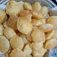 A picture of Atta Golgappa.