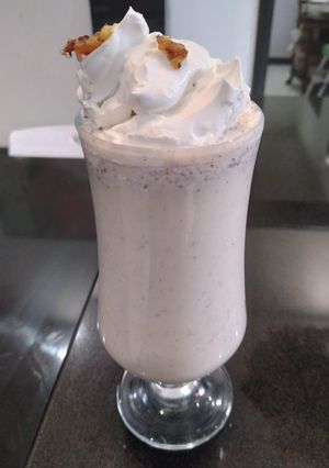 A picture of Khoya Khajoor MilkShake.