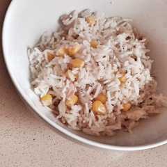 Una foto de Ensalada de arroz basmati a las finas hierbas