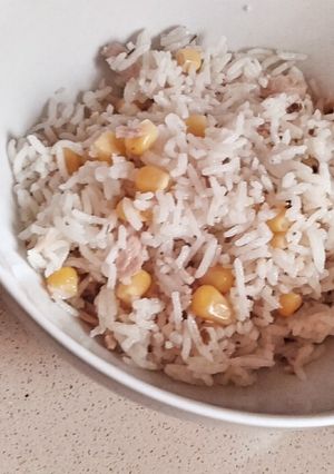 Una foto de Ensalada de arroz basmati a las finas hierbas