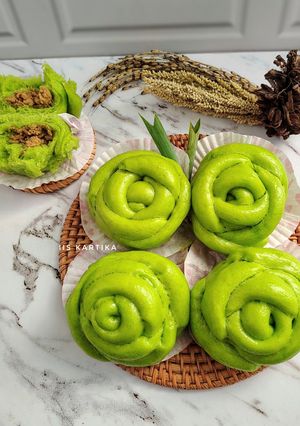 Foto resep Bakpao Mawar Isi Ayam Kecap (No Mixer)