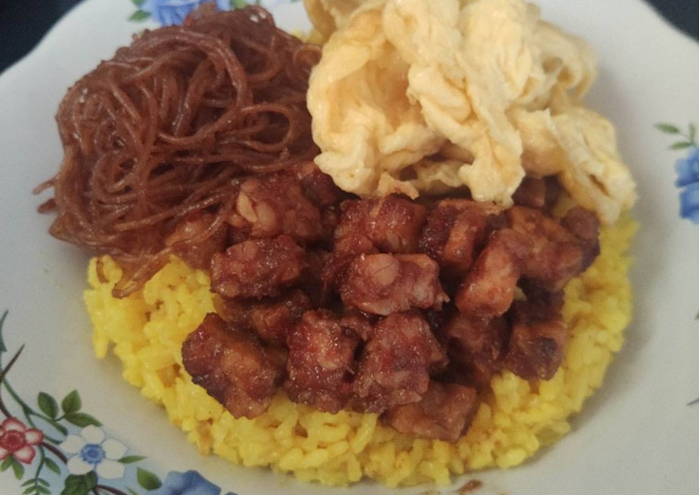 Nasi kuning