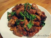 A picture of thai basil chicken