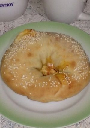 Φωτογραφία της συνταγής Ατομικά κουλούρια με γέμιση πίτσας