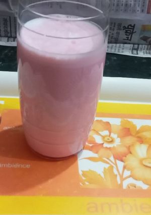 A picture of Rooh afza lassi - The romantic recipe 💝⚘.