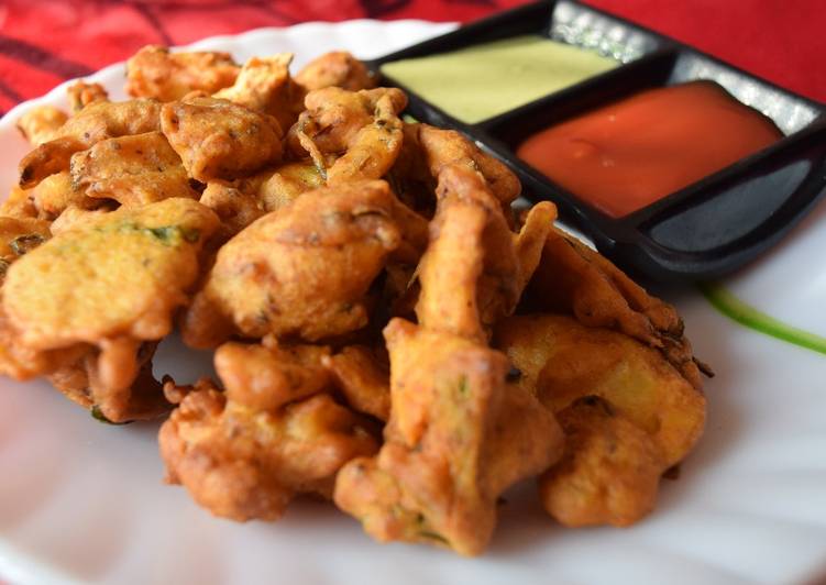 Step-by-Step Guide to Prepare Quick Onion potatoes fritters