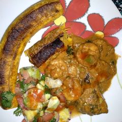 Grilled tembo bananas prawns in coconut sauce A picture of Grilled tembo bananas prawns in coconut sauce.