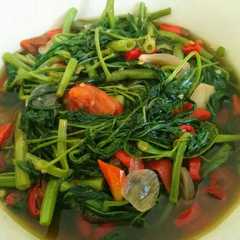 A picture of Tumis kangkung terasi pedas.
