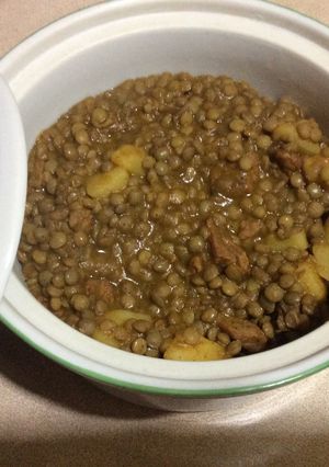 Una foto de Lentejas con carne