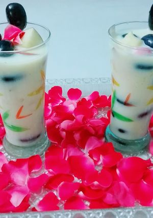 A picture of Fruit Custard.
