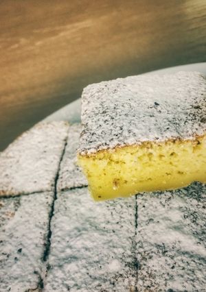 Une photo de GÂTEAU RAPIDE ET LÉGER AUX ZESTES D’ORANGE