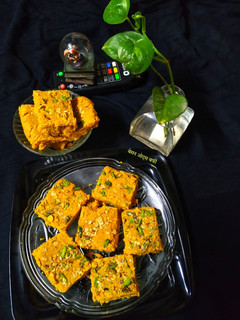 बेसन ओट्स बर्फी (Besan oats barfi recipe in Hindi) रेसिपी मुख्य फोटो