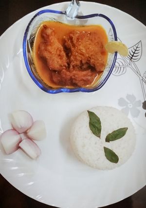 A picture of Lauki kofta and steam rice.