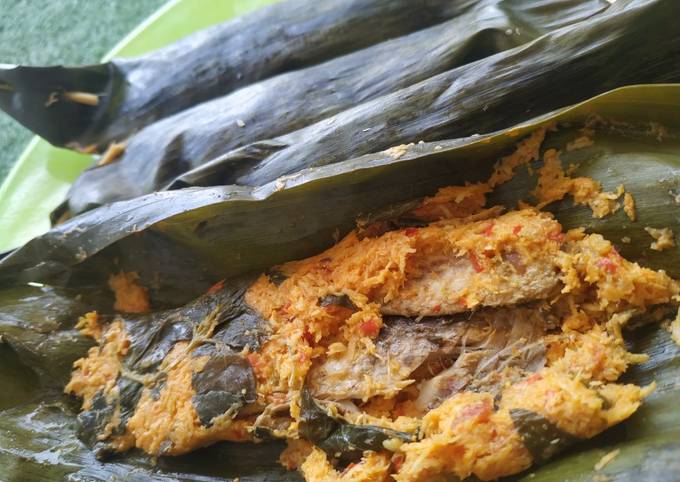 Resep Pepes Ikan Pindang Sederhana Oleh Putridini Cookpad