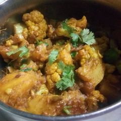 A picture of Aloo Gobhi.