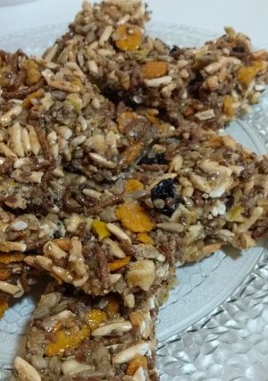 Una foto de Barritas de cereal y semillas sin horno