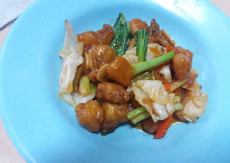 Resep Ayam Pedas Sawi Hijau dan Kol yang Enak