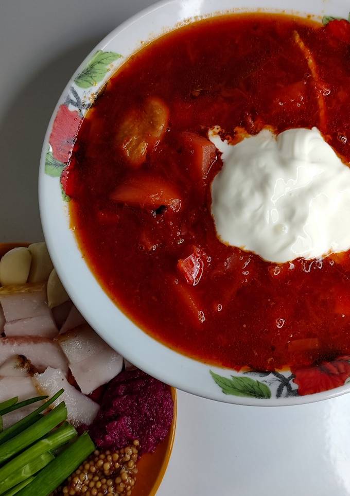 Червоний борщ з болгарським перцем та перцем чилі 🌶️