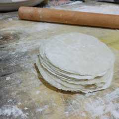A picture of Kulit gyoza, kulit dimsum.