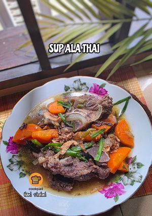 Gambar 14:6:26 - Sup Tulang ala Thai