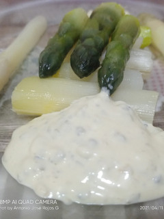 Una foto de Mahonesa aromatizada con espárragos de Gavá