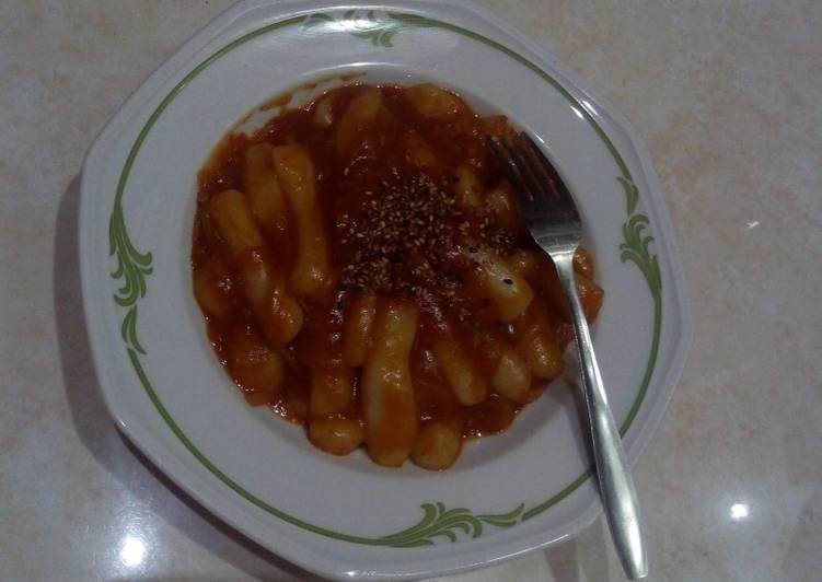 Tteokbokki pedas manis