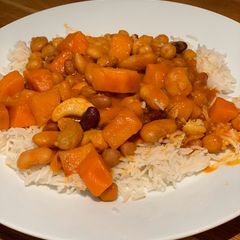 A picture of Veggie Sweet Potato and Bean Curry.