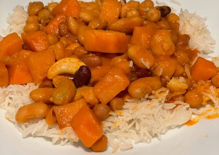 Veggie Sweet Potato and Bean Curry