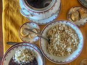 Una foto de feijoada brasileña