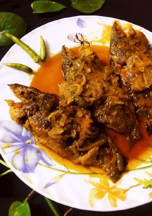 কৈ মাছের দোপেয়াজা রেসিপির প্রধান ছবি