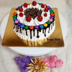 Black forest cake (No egg, No Maida) A picture of Black forest cake (No egg, No Maida).