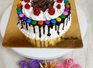 A picture of Black forest cake (No egg, No Maida).