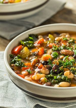 A picture of Hearty Bean Soup.