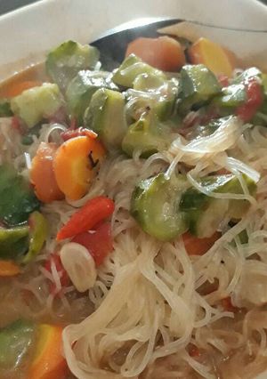 Foto resep Sayur oyong + bihun