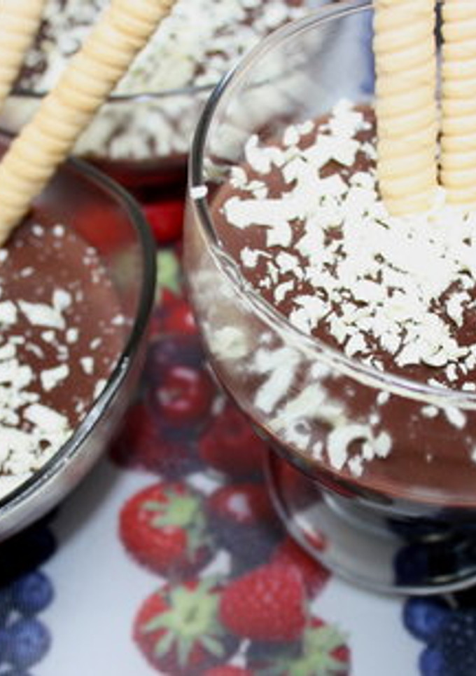 Una foto de Natillas de chocolate en thermomix