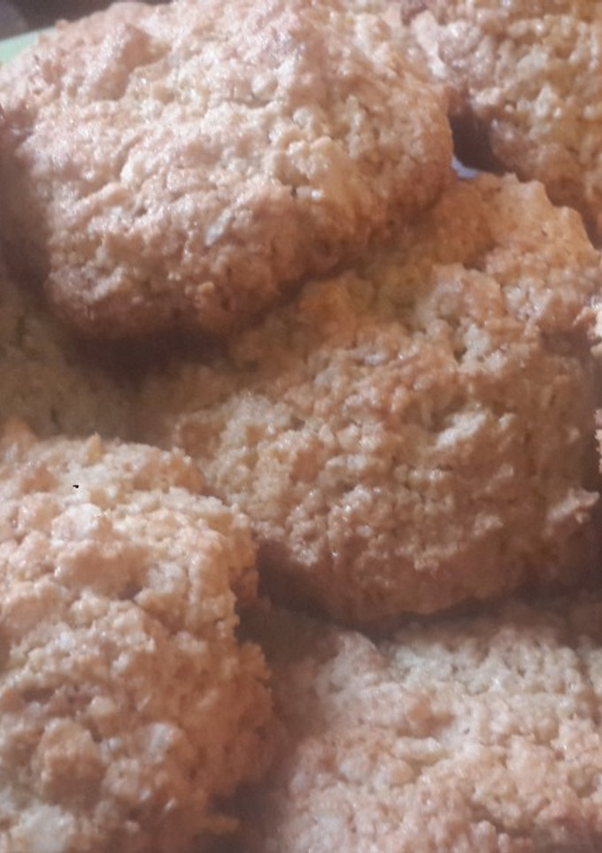 Una foto de Galletas "4 cucharadas" de avena coco y limón 🍋🍪🌾(sin harinas)