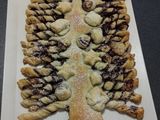 Albero di pasta sfoglia dolce