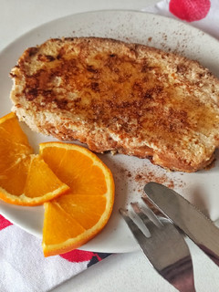 Una foto de Torrijas integrales, con aroma de naranja a la plancha