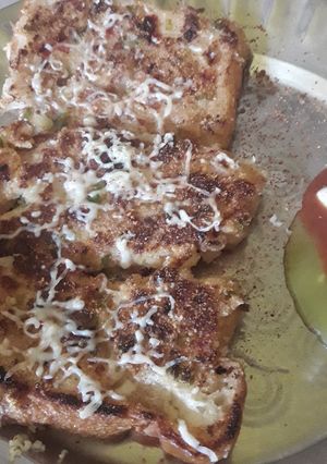 A picture of Vegetable and sooji toast🥰.