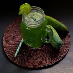 A picture of Cucumber Detox Drink.